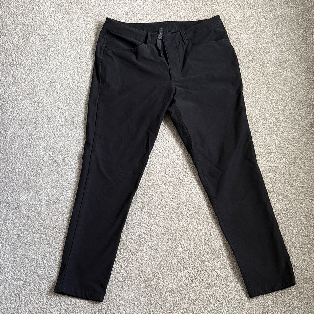 lululemon athletica Men's Black Chinos
